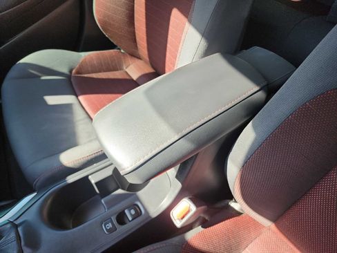 Used 2024 Toyota Corolla LE FWD image 23