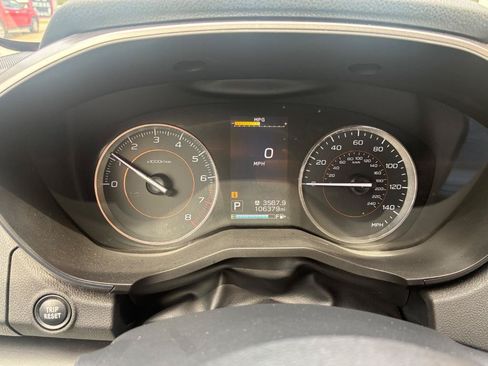 Used 2019 Subaru Crosstrek 2.0i Limited w/ Moonroof Package w/Navigation AWD/4WD image 10