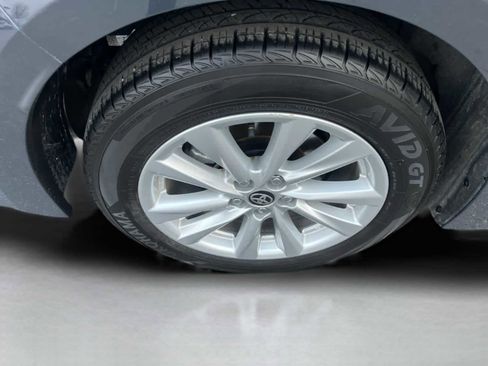 Used 2023 Toyota Corolla LE image 9
