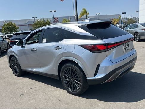 New 2026 Lexus RX 350h AWD/4WD image 4