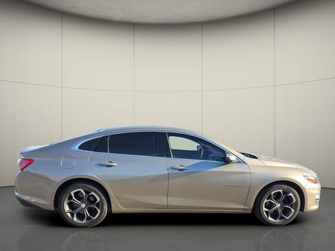 Used 2022 Chevrolet Malibu LT image 10