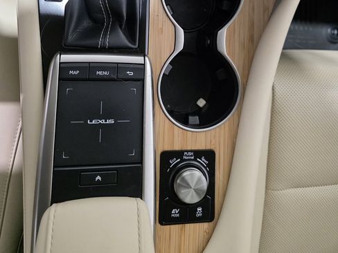 Used 2022 Lexus RX 450hL AWD w/ Premium Package image 43