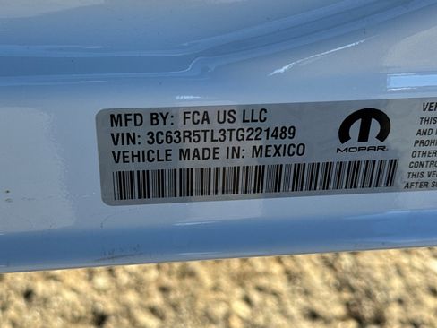 New 2026 RAM 2500 Limited image 27