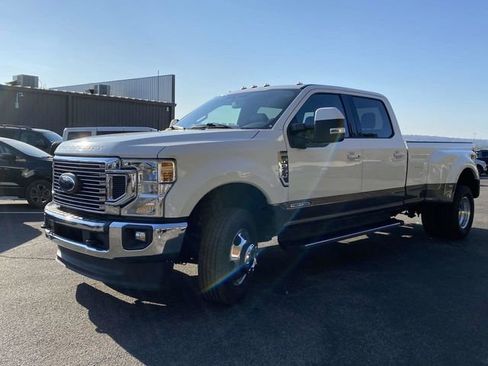 Used 2022 Ford F350 Lariat w/ Lariat Ultimate Package image 8