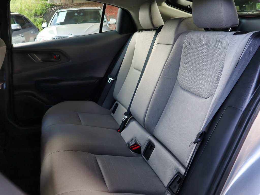 Used 2024 Toyota Prius LE AWD/4WD image 44