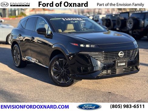 Used 2025 Nissan Murano Platinum w/ Cargo Package image 1