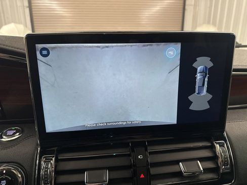 Used 2022 Lincoln Navigator Reserve image 18