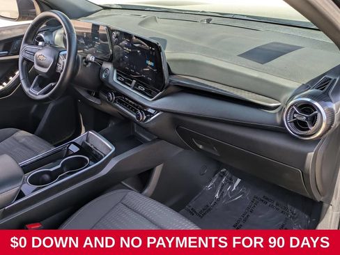Used 2025 Chevrolet Equinox LT FWD image 29