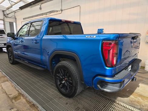 Used 2022 GMC Sierra 1500 Elevation image 3