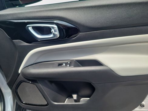 New 2026 Jeep Compass Limited AWD/4WD image 20