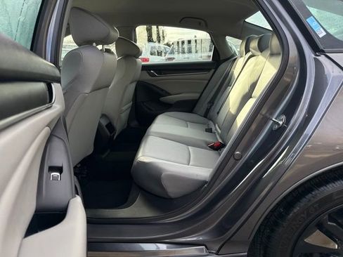 Used 2019 Honda Accord LX image 14