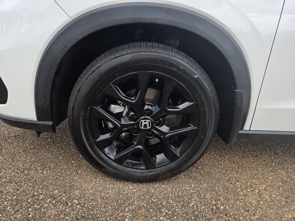 Certified 2025 Honda HR-V Sport image 24