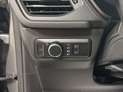 Used 2024 Ford Escape ST-Line w/ Cold Weather Package image 10