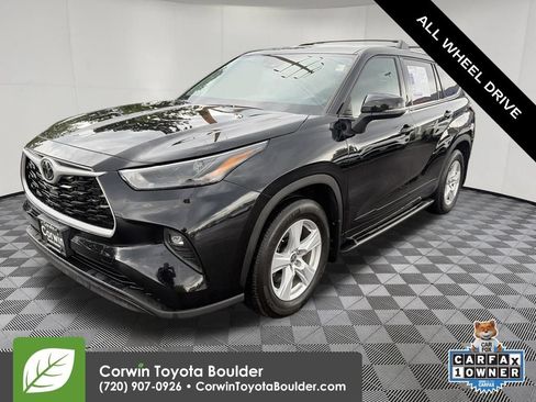 Used 2022 Toyota Highlander LE AWD/4WD image 4