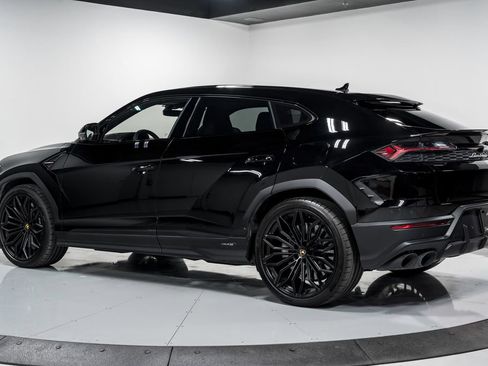Used 2025 Lamborghini Urus SE AWD/4WD image 5
