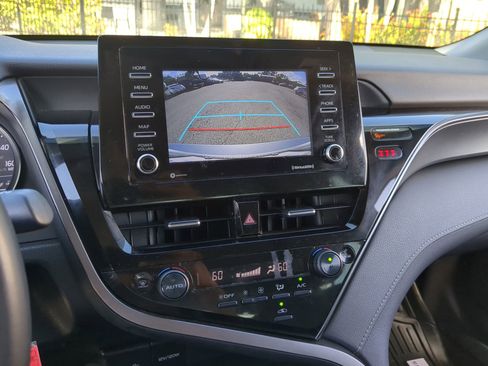 Used 2023 Toyota Camry SE image 22