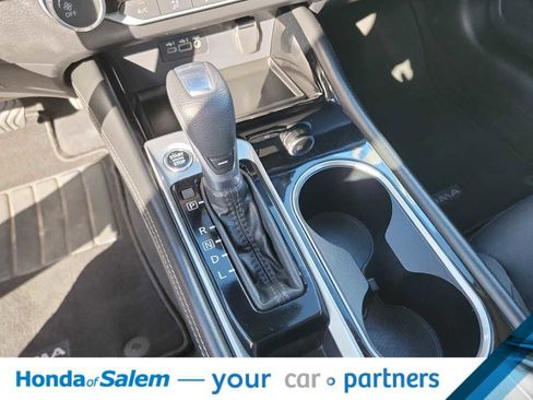 Used 2023 Nissan Altima 2.5 SV image 17