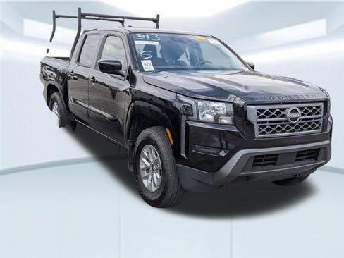 Used 2024 Nissan Frontier SV w/ Tow Package image 4