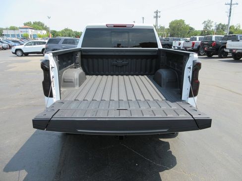 Used 2026 Chevrolet Silverado 1500 RST w/ RST All Star Premium Package AWD/4WD image 7