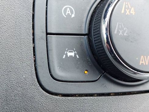 Used 2023 Chevrolet Traverse LT w/ LPO, Floor Liner Package image 29