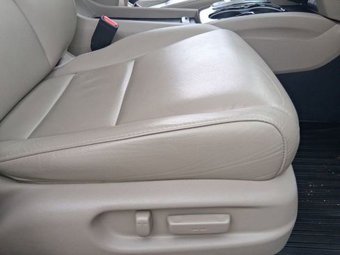 Used 2022 Honda Pilot Touring image 13