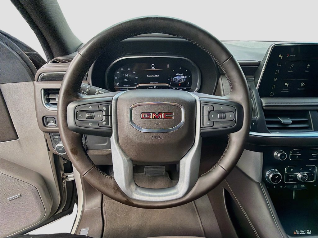 Used 2023 GMC Yukon XL SLT w/ SLT Premium Package AWD/4WD image 11