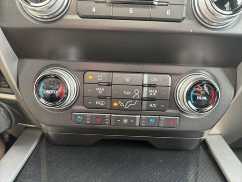 Certified 2021 Ford F350 Platinum image 38