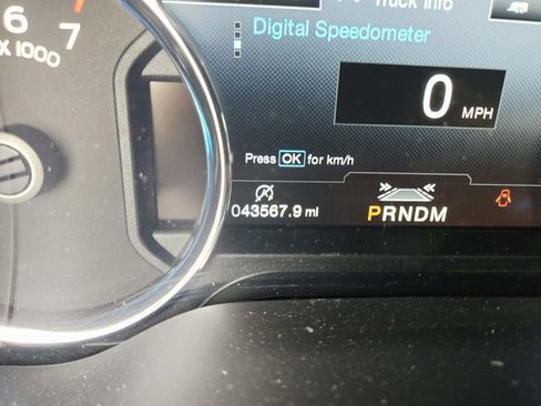 Used 2020 Ford F150 Lariat w/ Equipment Group 502A Luxury AWD/4WD image 27