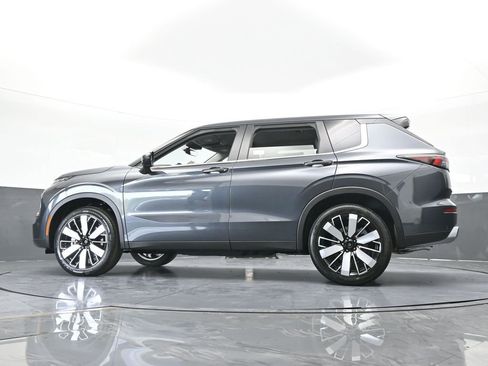 New 2026 Mitsubishi Outlander SE image 70