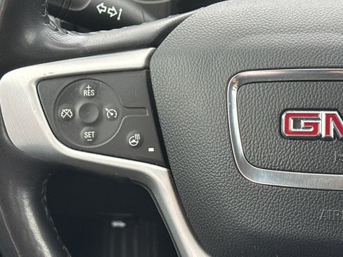 Used 2019 GMC Terrain SLT w/ Preferred Package FWD image 36