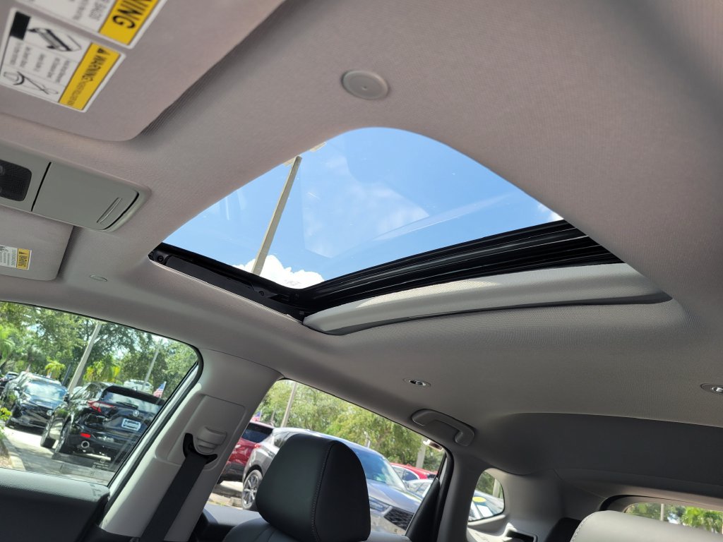 Used 2026 Acura Integra FWD image 17