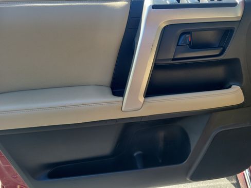 Used 2013 Toyota 4Runner SR5 w/ Premium Pkg RWD image 22
