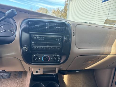 Used 2000 Ford Ranger XLT image 19