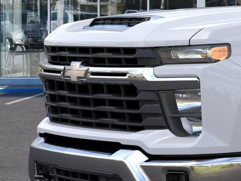 New 2026 Chevrolet Silverado 2500 LT w/ Convenience Package AWD/4WD image 15