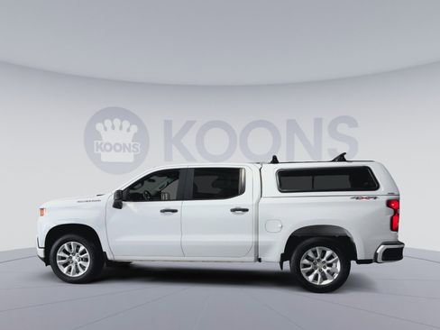 Used 2021 Chevrolet Silverado 1500 Custom w/ Safety Confidence Package image 7