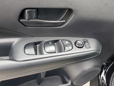 Used 2024 Nissan Kicks S image 22