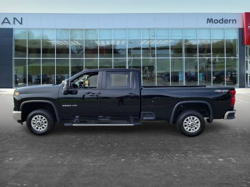 Used 2026 Chevrolet Silverado 2500 LT AWD/4WD image 8