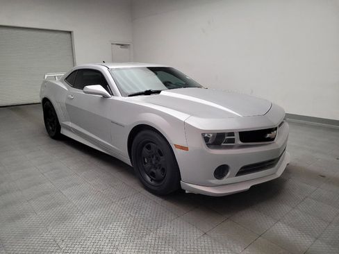 Used 2013 Chevrolet Camaro LS image 13