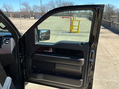 Used 2013 Ford F150 Limited image 35