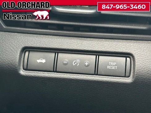 Used 2024 Nissan Altima 2.5 SR w/ SR Premium Package image 20