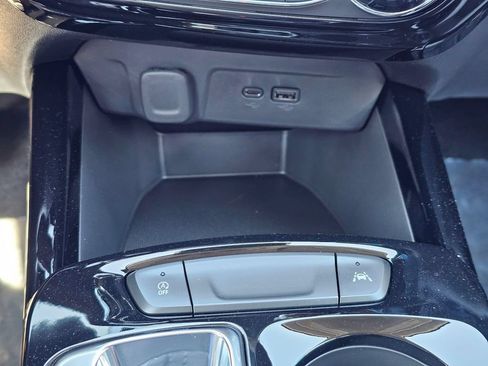 New 2026 Chevrolet Trax LT w/ Driver Confidence Package FWD image 31