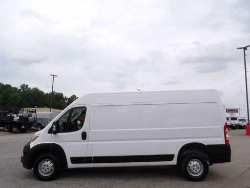 Used 2023 RAM ProMaster 2500 w/ Driver Convenience Group FWD image 56