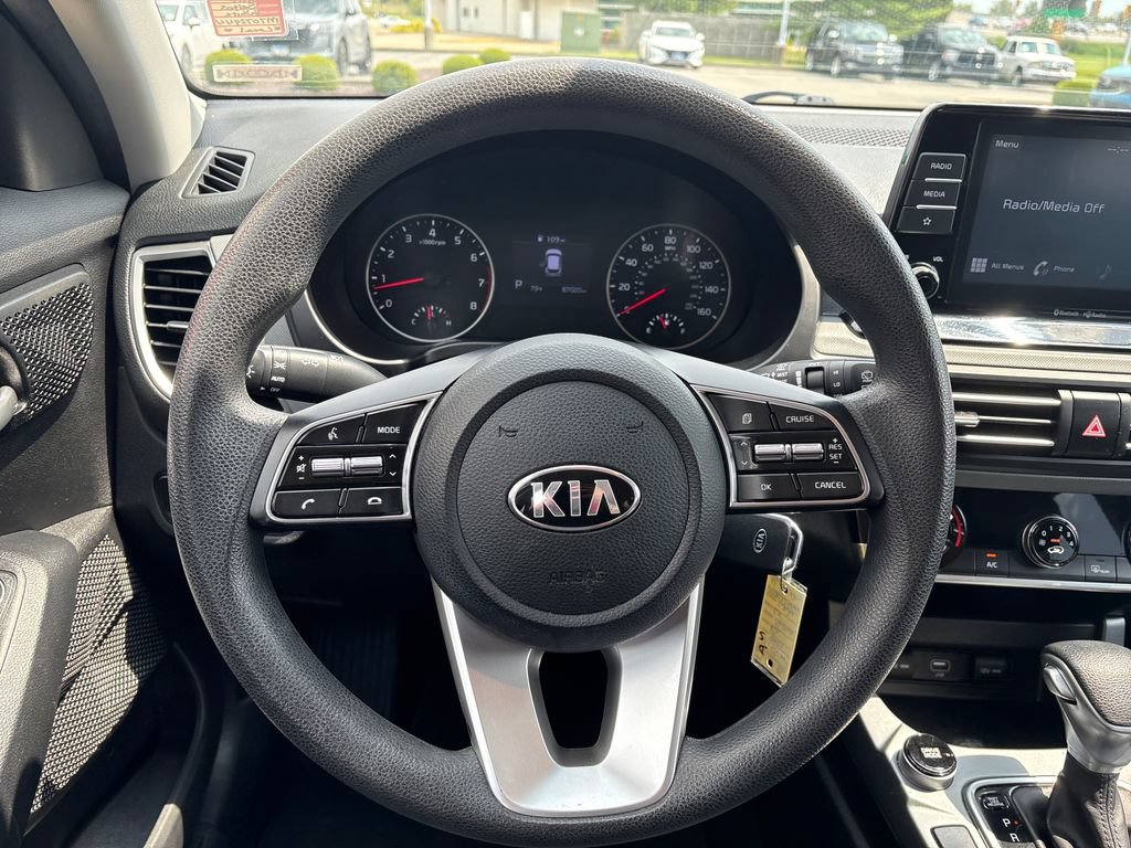 Used 2021 Kia Seltos LX AWD/4WD image 14