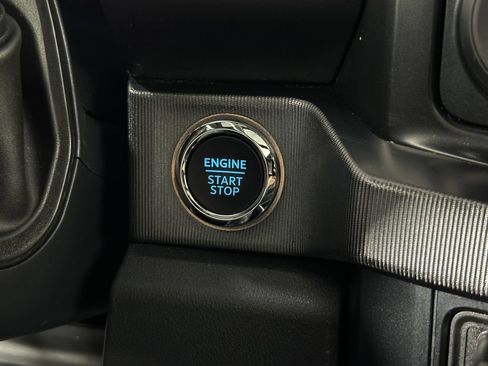 Used 2026 Ford F250 Platinum AWD/4WD image 26