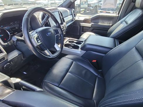 Used 2022 Ford F350 Lariat w/ Lariat Ultimate Package AWD/4WD image 10