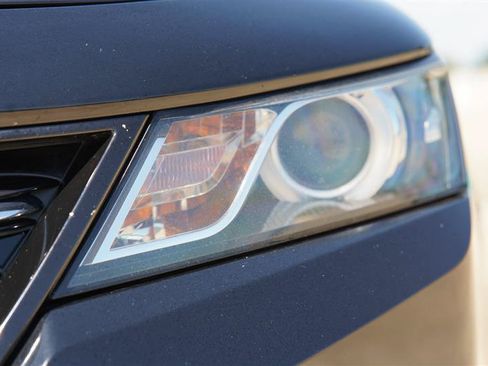 Used 2017 Chevrolet Impala Premier FWD image 28