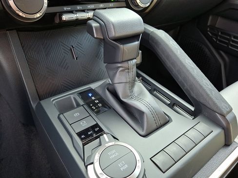 New 2026 Toyota Tacoma SR5 AWD/4WD image 9
