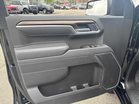 Used 2026 Chevrolet Silverado 1500 RST AWD/4WD image 9
