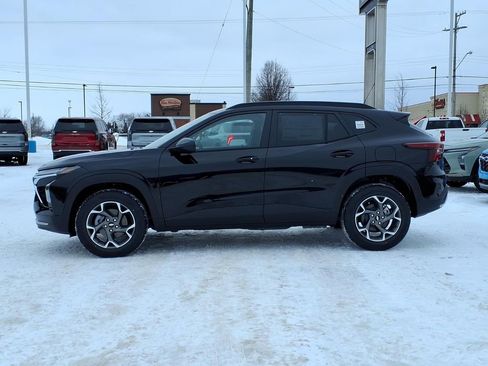 New 2026 Chevrolet Trax LT w/ Driver Confidence Package image 5