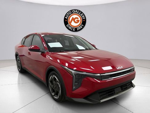 Used 2025 Kia K4 EX FWD image 1